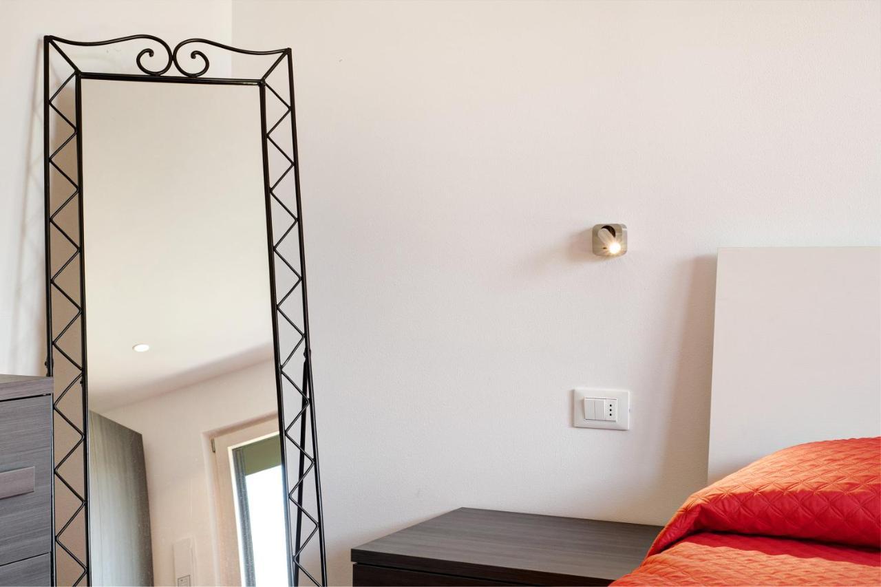 Garden Borgo Secolo Apartman Peschiera del Garda Kültér fotó